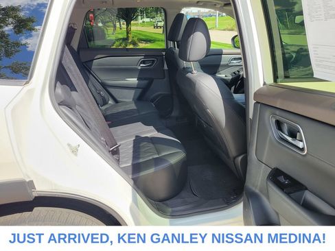 Certified 2023 Nissan Rogue Platinum w/ Platinum Premium Package AWD/4WD image 19