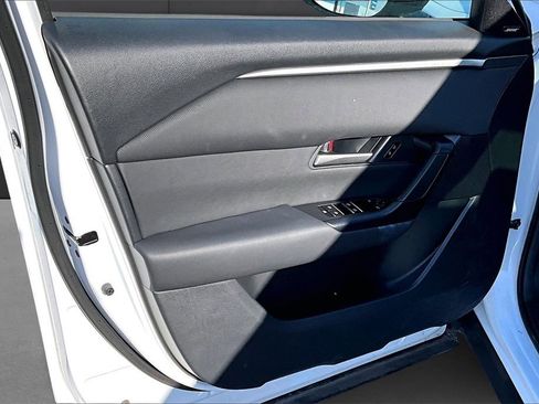 Used 2025 MAZDA CX-50 AWD 2.5 S w/ Premium Package image 18