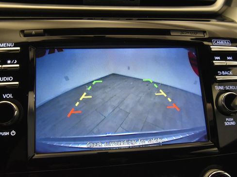 Used 2018 Nissan Murano S image 20