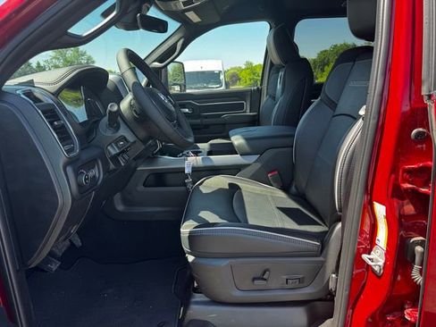 New 2026 RAM 2500 Laramie AWD/4WD image 22