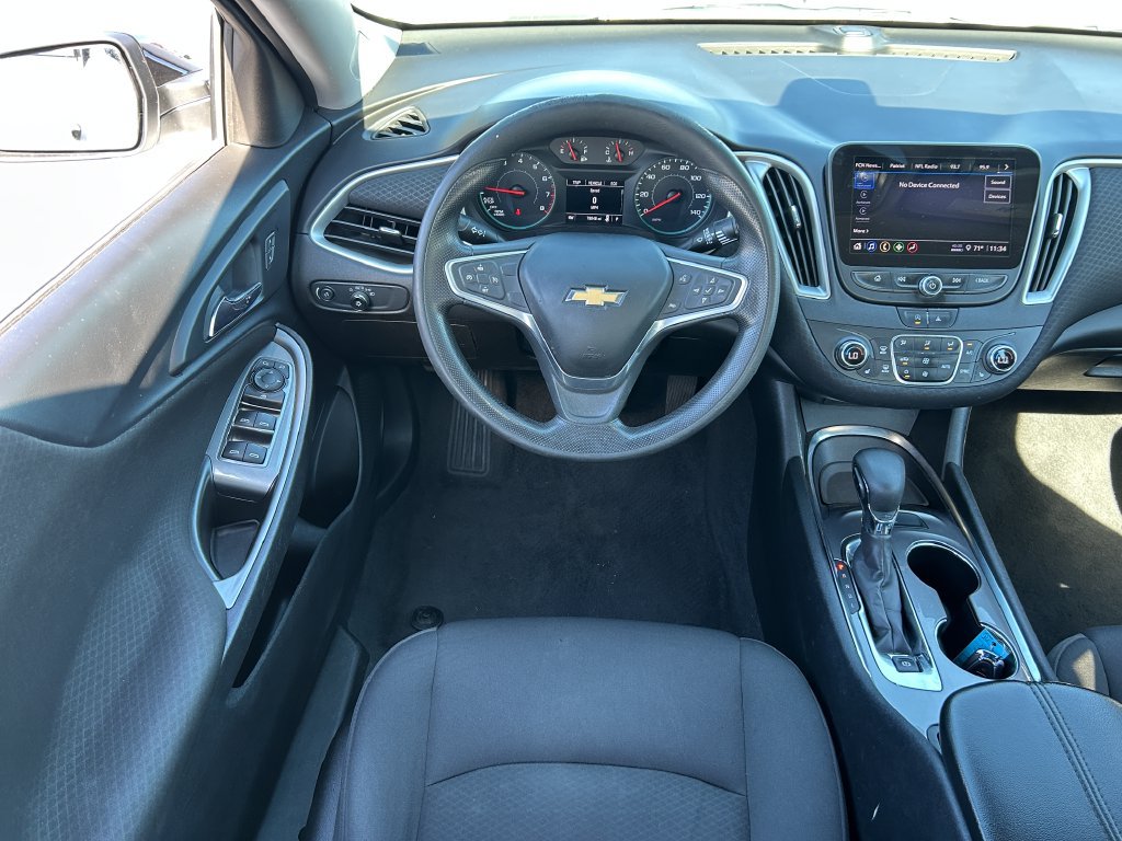Used 2022 Chevrolet Malibu LT FWD image 28