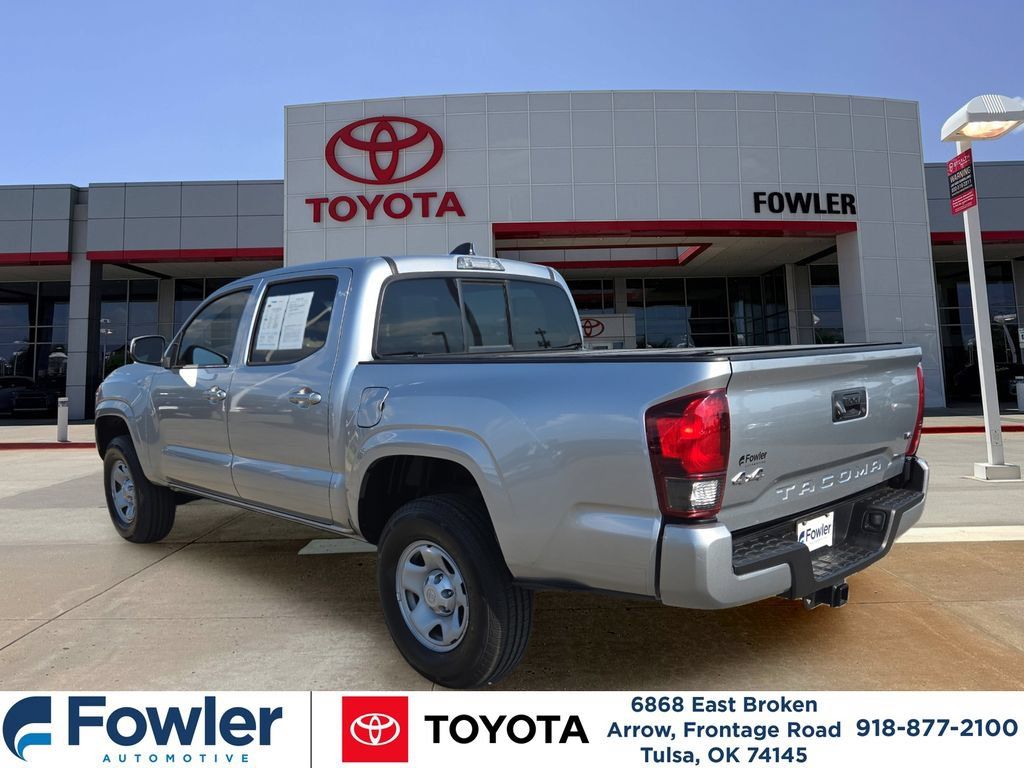 Certified 2023 Toyota Tacoma SR AWD/4WD image 3