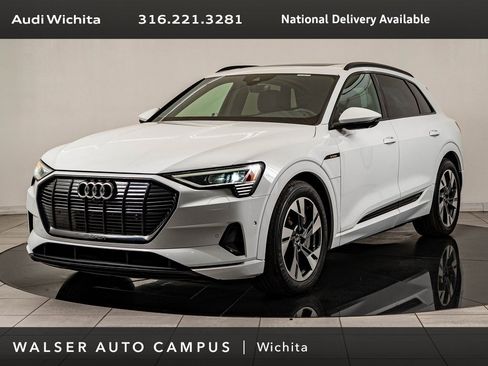 Used 2021 Audi e-tron Premium w/ Convenience Plus Package image 1