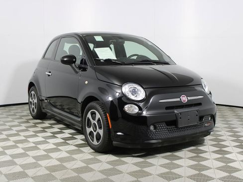 Used 2017 FIAT 500 e image 25