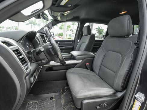 Used 2019 RAM 1500 Big Horn image 15