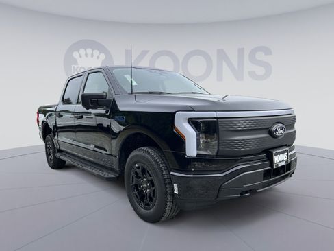 New 2025 Ford F150 Lightning XLT image 10