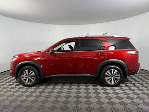 Used 2023 Nissan Pathfinder SL w/ Lighting Package (N92) image 10