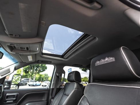 Used 2019 Chevrolet Silverado 3500 High Country AWD/4WD image 30