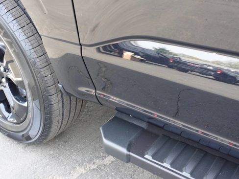 Used 2023 Ford F150 Lariat w/ Equipment Group 502A High image 15