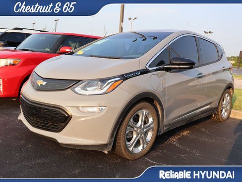 Used 2021 Chevrolet Bolt LT FWD image 11