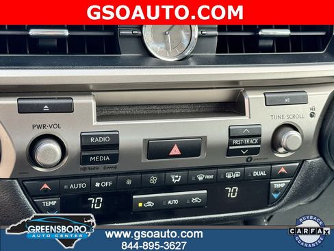 Used 2017 Lexus ES 350 w/ Premium Package image 28