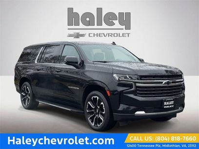 Used 2022 Chevrolet Suburban LT w/ LT Signature Plus Package