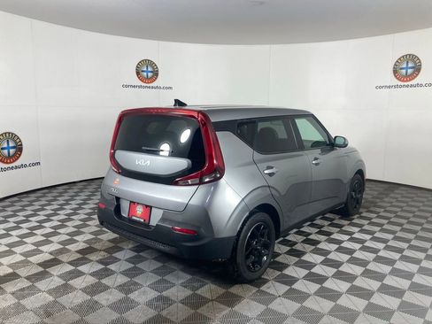 Used 2022 Kia Soul LX w/ Technology Package image 15