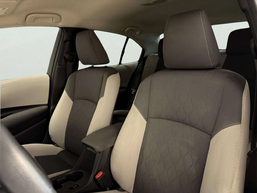 Used 2023 Toyota Corolla LE FWD image 15