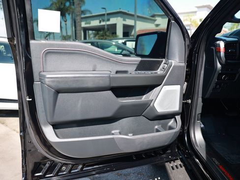 Used 2025 Ford F150 Raptor image 19