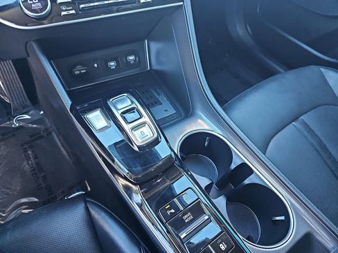 Used 2022 Hyundai Sonata Limited w/ Cargo Package image 25