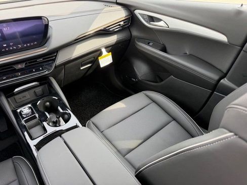 New 2026 Buick Envision Avenir image 17