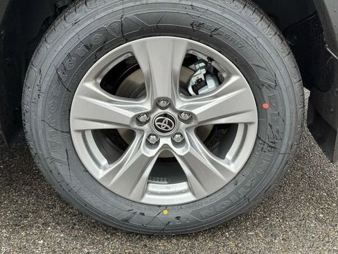 New 2025 Toyota RAV4 XLE image 10