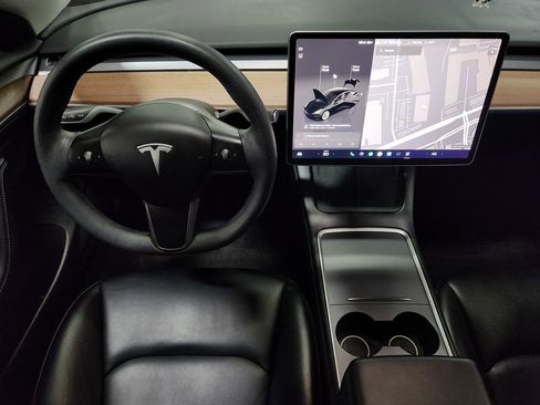 Used 2022 Tesla Model 3 image 46