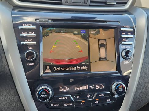 Used 2019 Nissan Murano SL w/ SL Technology Package AWD/4WD image 17