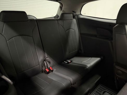 Used 2017 Buick Enclave Leather image 20