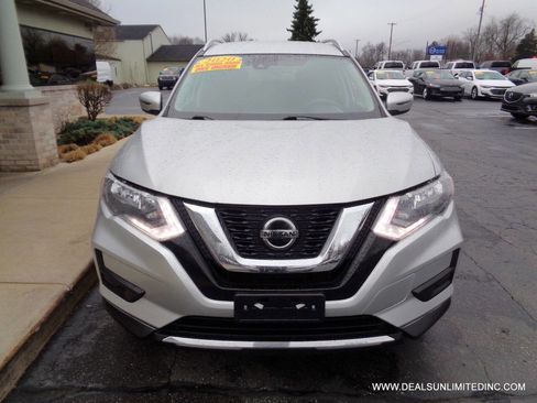 Used 2020 Nissan Rogue S w/ Special Edition Package image 22