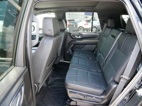 Used 2023 Chevrolet Tahoe RST AWD/4WD image 11