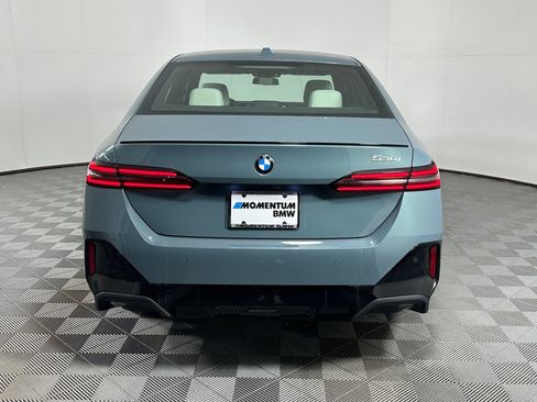 Used 2026 BMW 530i w/ M Sport Package image 8
