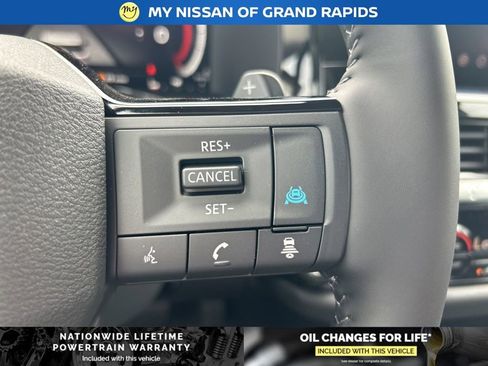 New 2026 Nissan Pathfinder Platinum AWD/4WD image 16