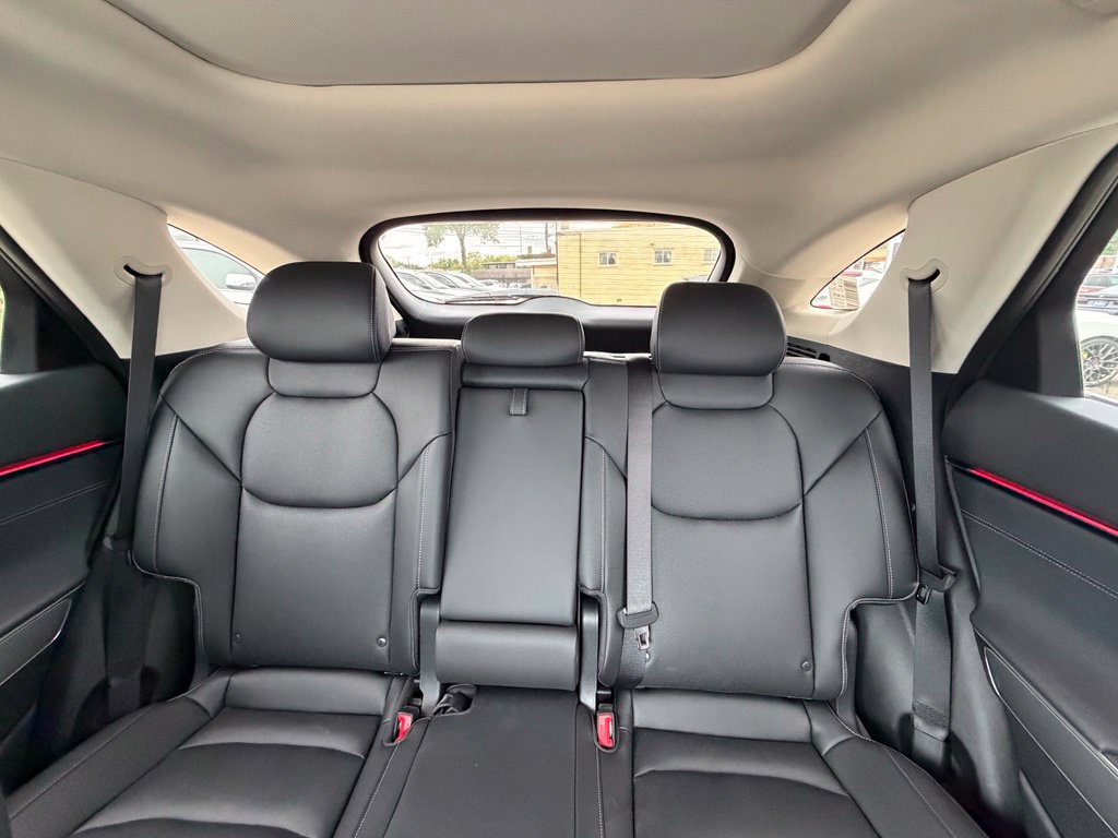 Used 2026 Genesis GV70 2.5T Select AWD/4WD image 30