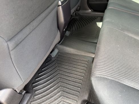 Used 2017 Toyota RAV4 LE w/ Carpet Mat Package AWD/4WD image 21