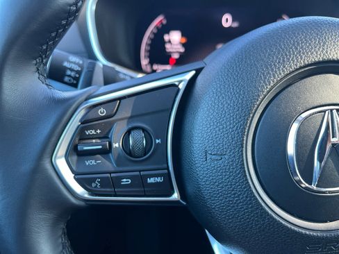 Used 2025 Acura MDX FWD image 32