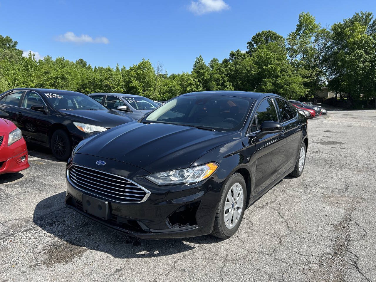 Used 2019 Ford Fusion S FWD image 2