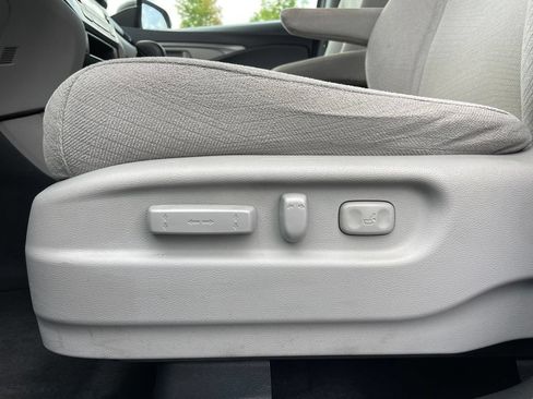 Certified 2018 Honda Pilot EX image 24