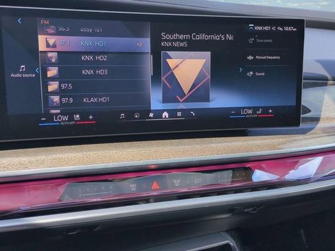 Used 2023 BMW 740i w/ Parking Assistance Package image 14