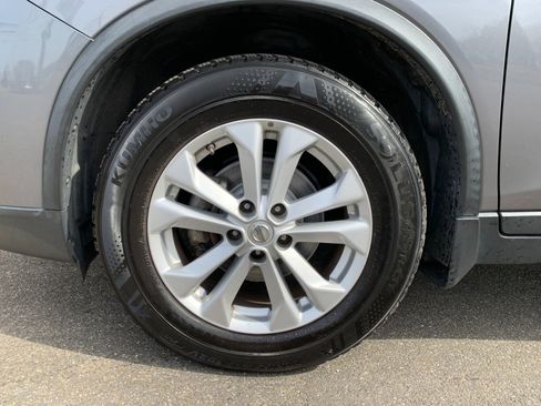 Used 2016 Nissan Rogue SV AWD/4WD image 39