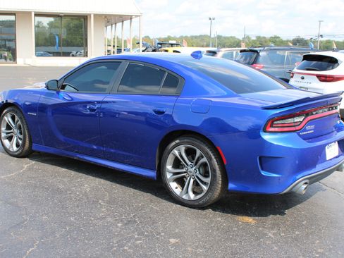 Used 2020 Dodge Charger R/T image 10