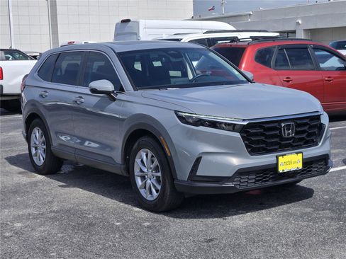 Used 2026 Honda CR-V EX image 3