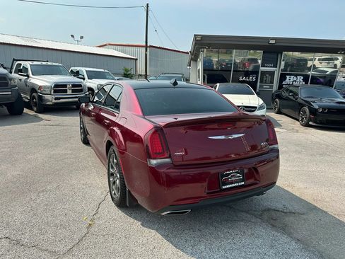 Used 2018 Chrysler 300 S w/ 300S Premium Group AWD/4WD image 3