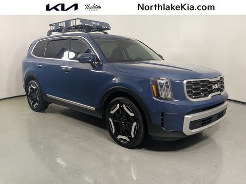 Used 2024 Kia Telluride S w/ S Sunroof Package FWD image 1