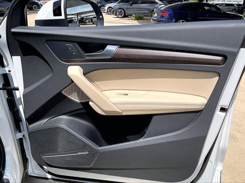 Used 2021 Audi Q5 Premium Plus image 22