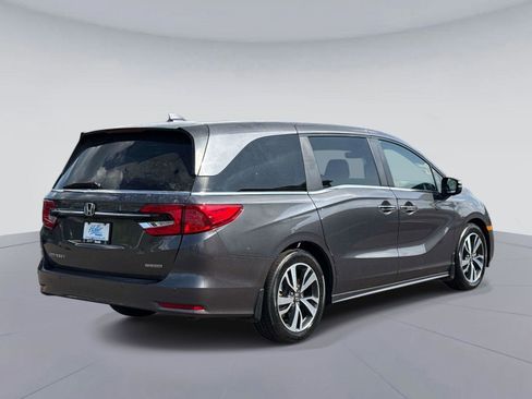Certified 2023 Honda Odyssey Touring image 4