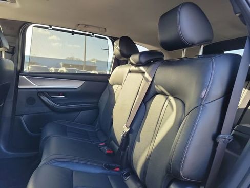 Used 2024 MAZDA CX-90 3.3 Turbo w/ Preferred Plus image 13