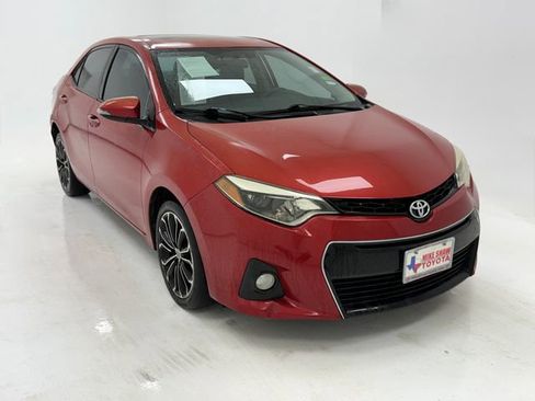 Used 2014 Toyota Corolla S image 2