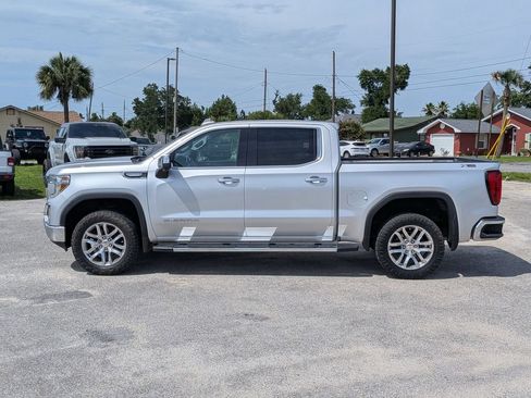 Used 2021 GMC Sierra 1500 SLT AWD/4WD image 9