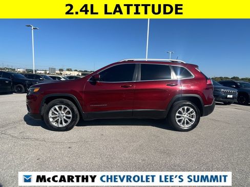 Used 2019 Jeep Cherokee Latitude w/ Popular Appearance Group image 5
