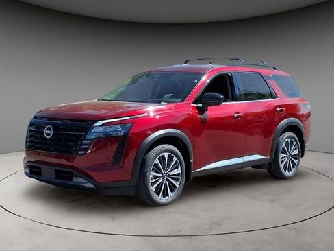 New 2026 Nissan Pathfinder Platinum w/ Cargo Package AWD/4WD image 1