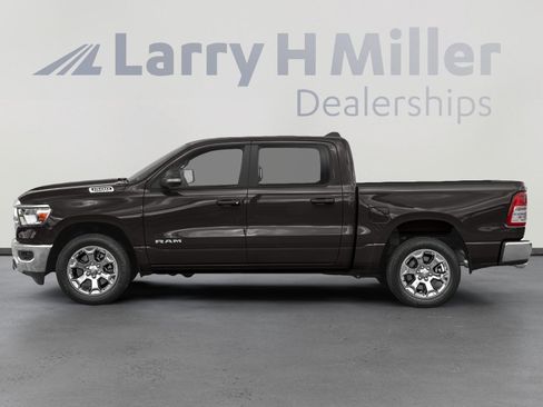 Used 2022 RAM 1500 Big Horn AWD/4WD image 6
