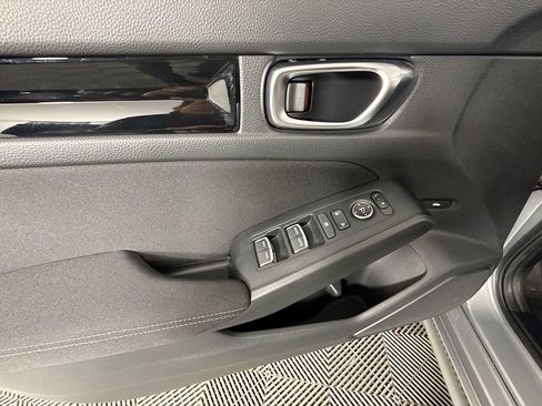Certified 2023 Honda Civic EX image 22