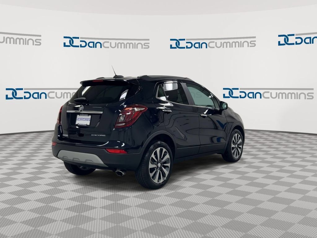 Used 2022 Buick Encore Preferred w/ Safety Package FWD image 8